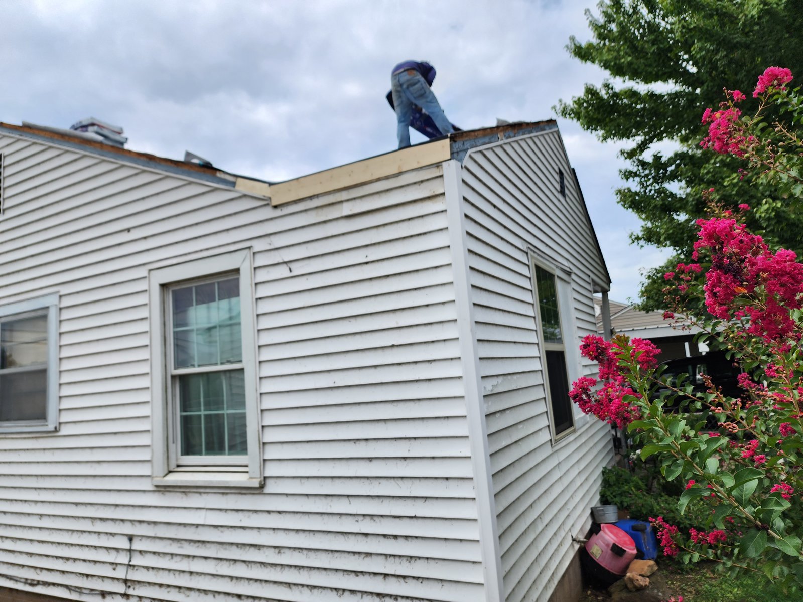 Roof replacement project gallery - Project 109 - Image 11